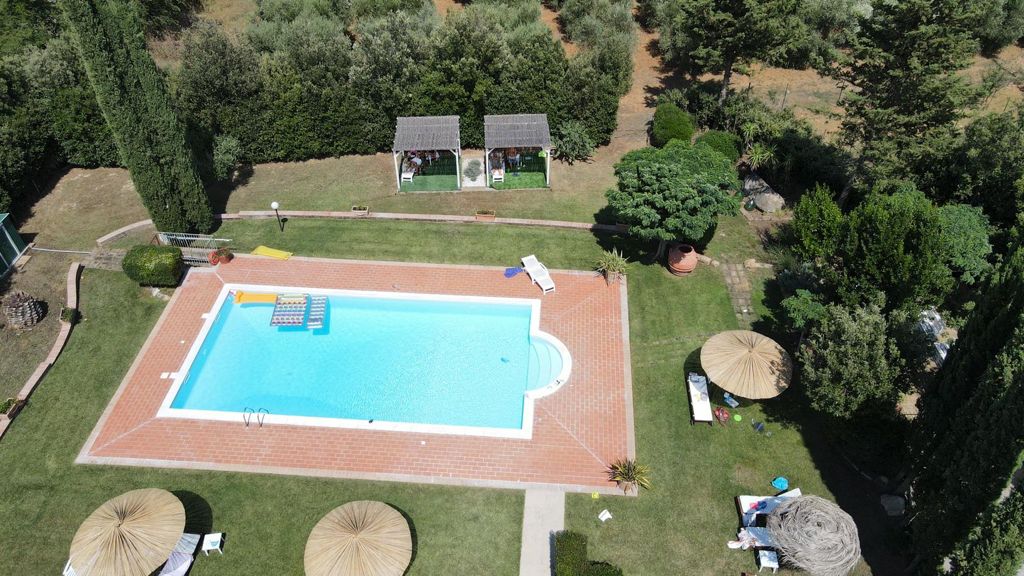 Agriturismo Grosseto con Piscina vicino al Mare - Agriturismo La Quercia (1)