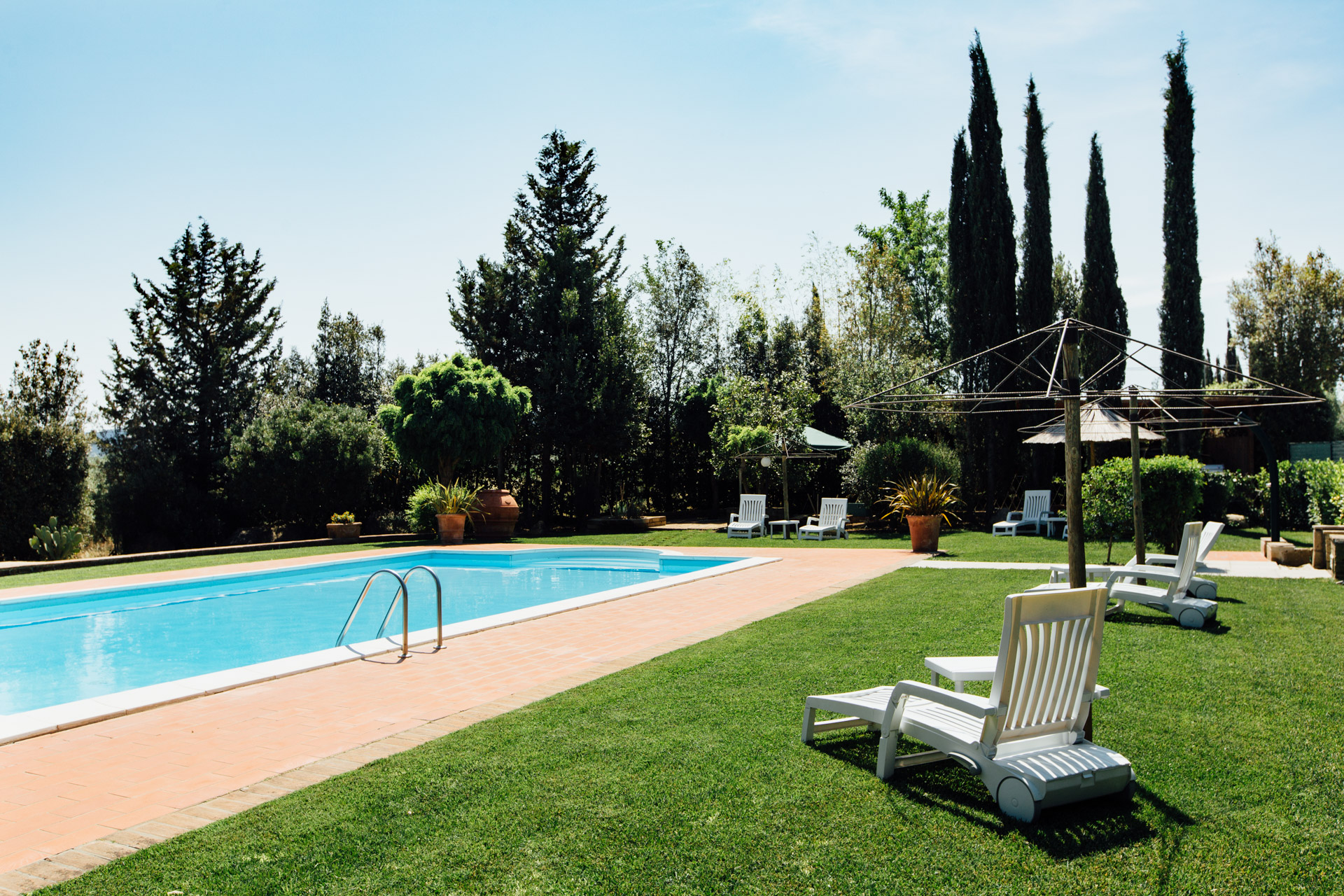 Agriturismo Grosseto con Piscina Agriturismo La Quercia con camere e appartamenti.