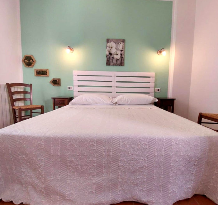 Margherita room Farmhouse with pool Grosseto