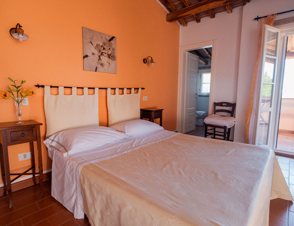 Camera-Il-Tramonto-Agriturismo-con-Piscina-La-Quercia-gallery1