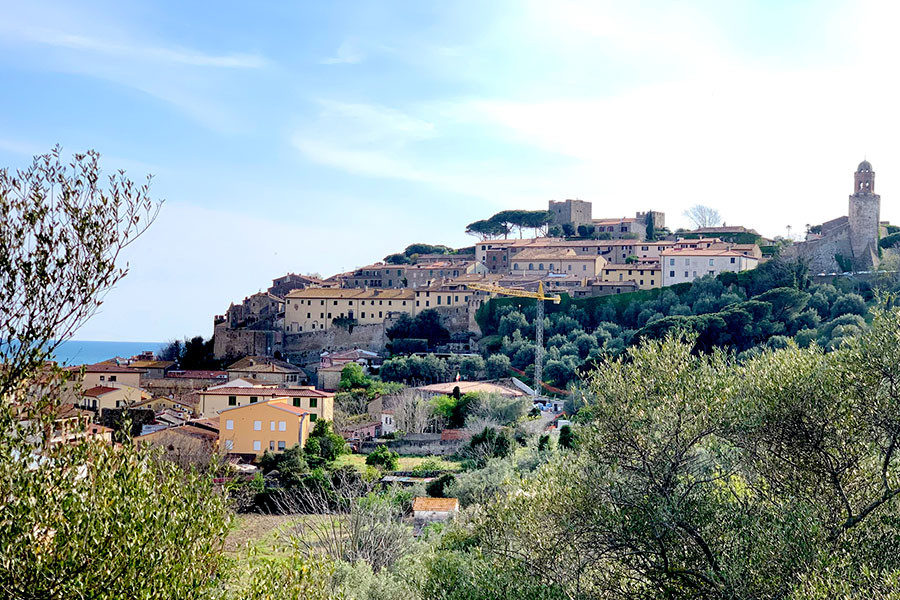 Castiglione-della-Pescaia-Agriturismo-Maremma-con-piscina-la-Quercia-1 (1)