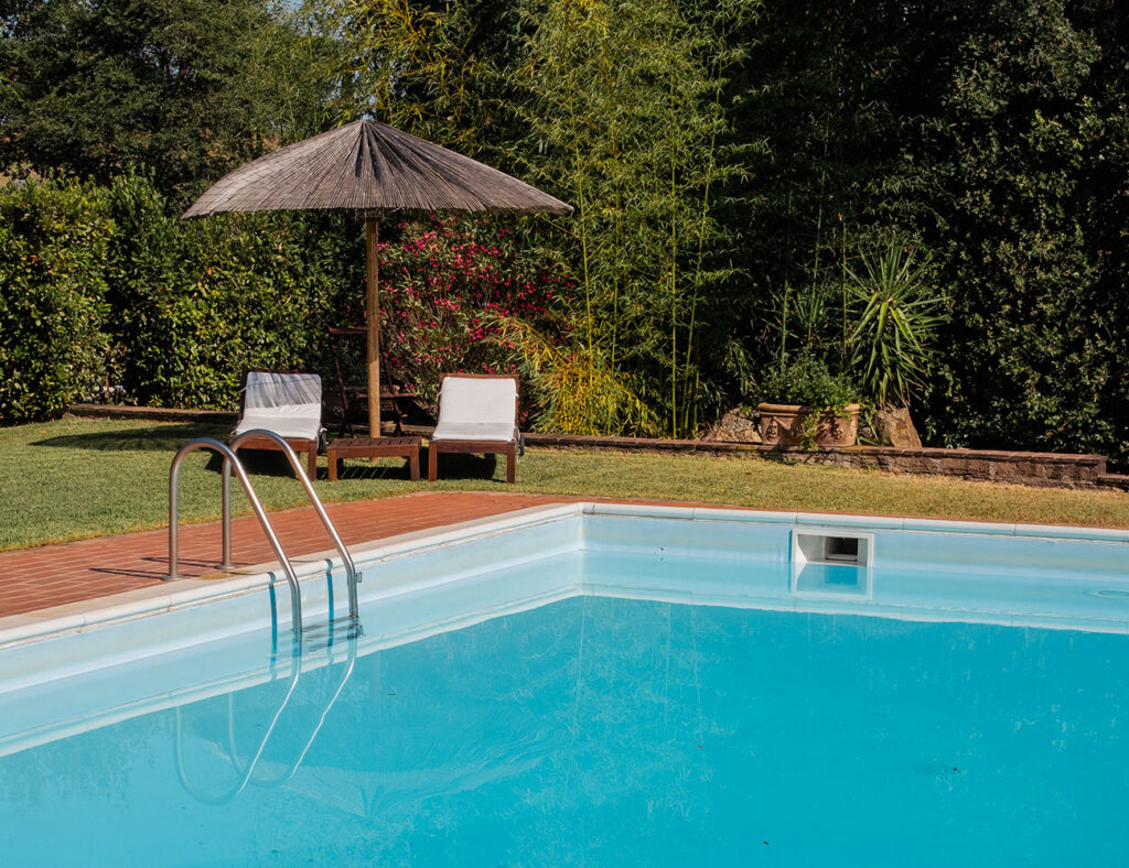 Piscina-dell'Agriturismo-La-Quercia-Scansano-Grosseto